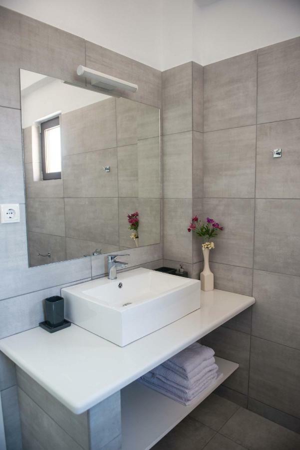 Irene Twin Condo Платария Екстериор снимка
